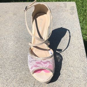 Glitter and crystal platforms